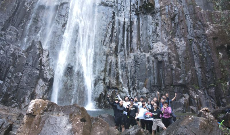 Misteri Air Terjun Tersembunyi di Cilacap: Rahasia Solo Traveler yang Tak Terungkap