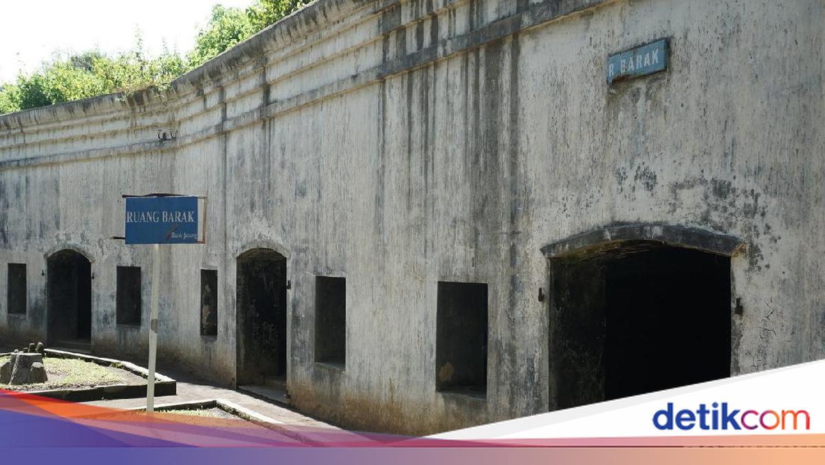 Watu Lingga: Jejak Sejarah yang Mengajak Anda Berjalan Bersama